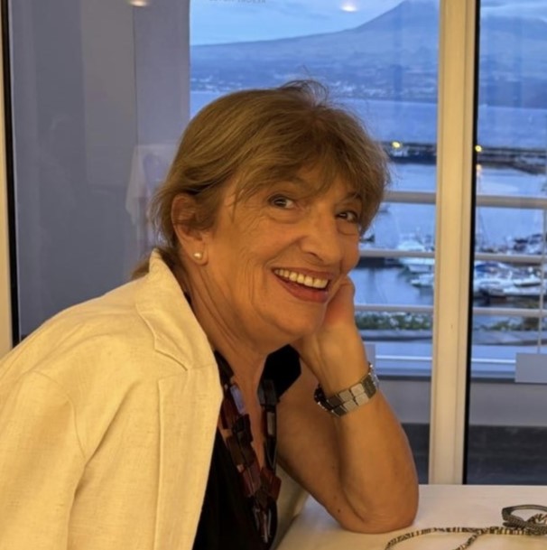 Dr.ª Isabel Aires