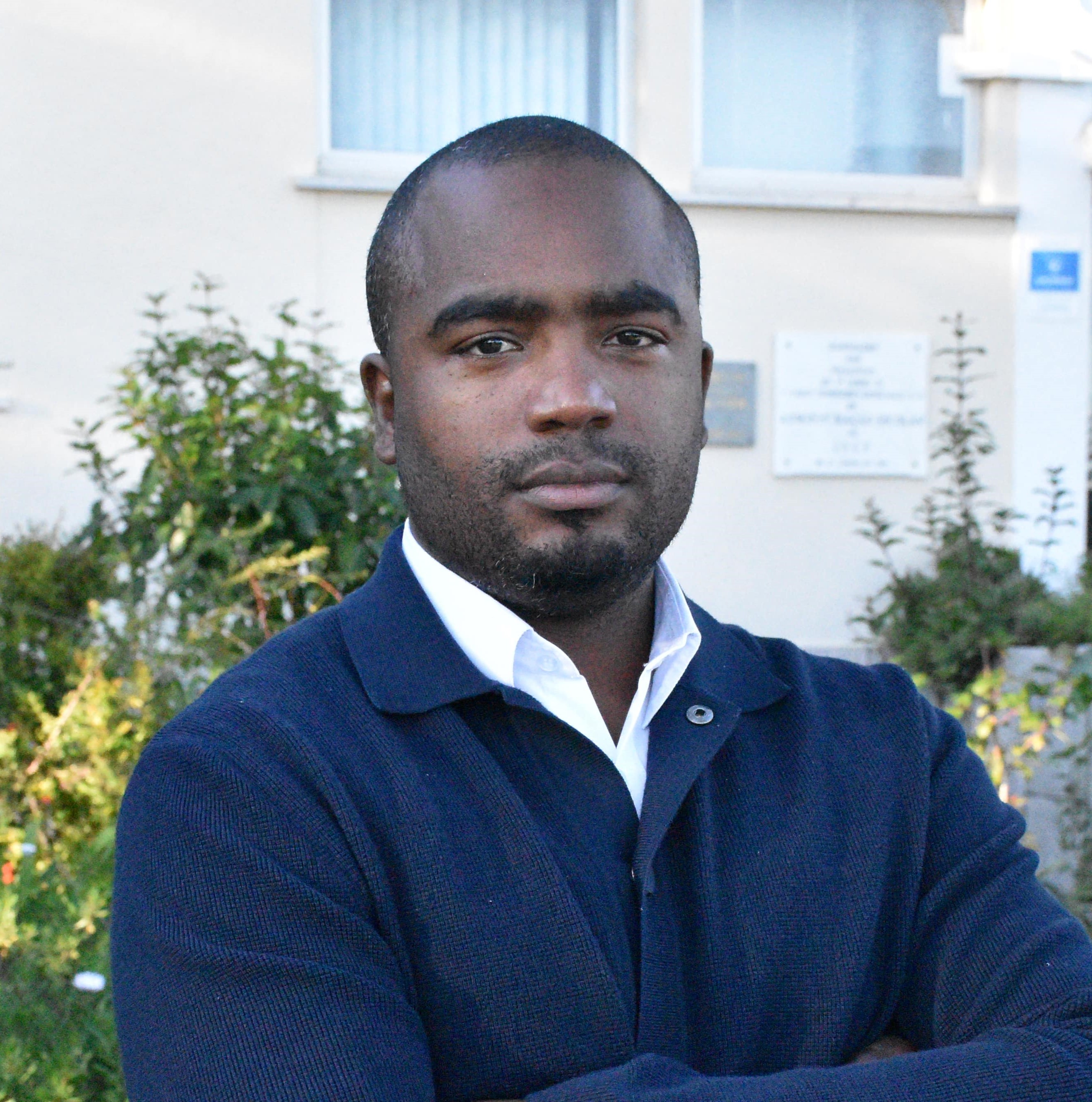 Prof. Doutor Raynier Montoro