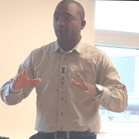 Prof. Raynier Montoro